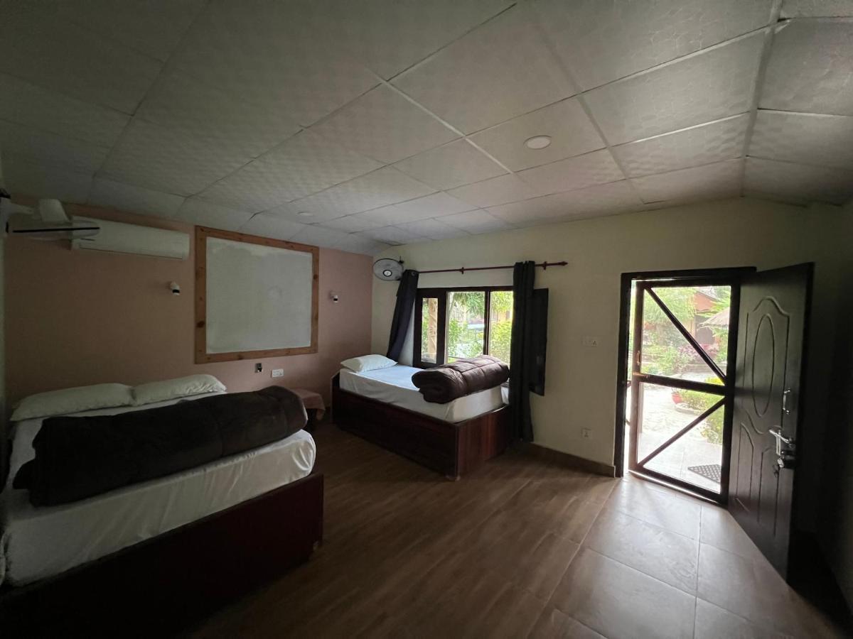 Bardia Wildlife Resort バルディヤ エクステリア 写真