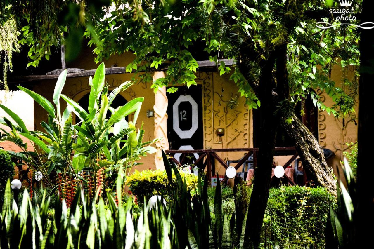 Bardia Wildlife Resort バルディヤ エクステリア 写真